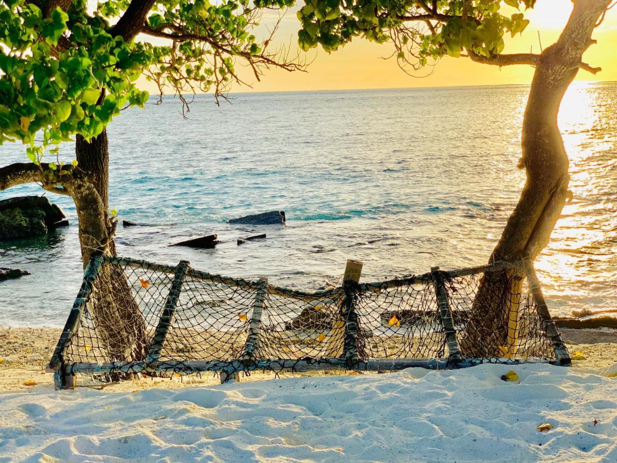 Ilaa Beach Maldives Hotel Gulhi Exterior foto